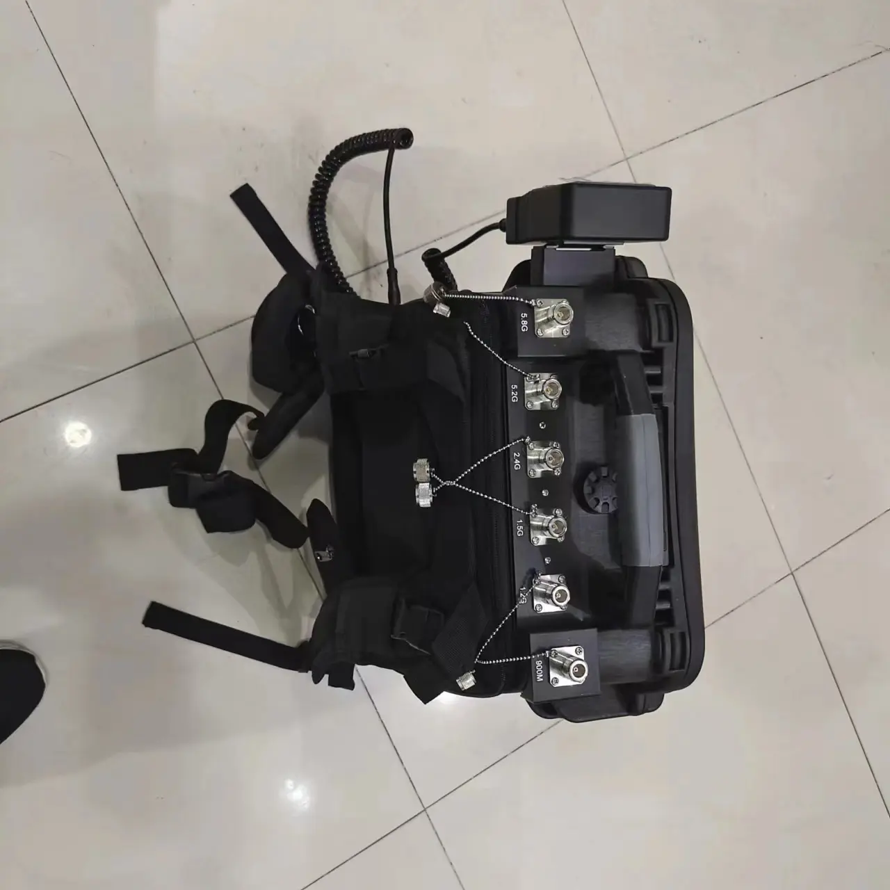 Aero-B8 Portable backpack drone jammer (3).jpg